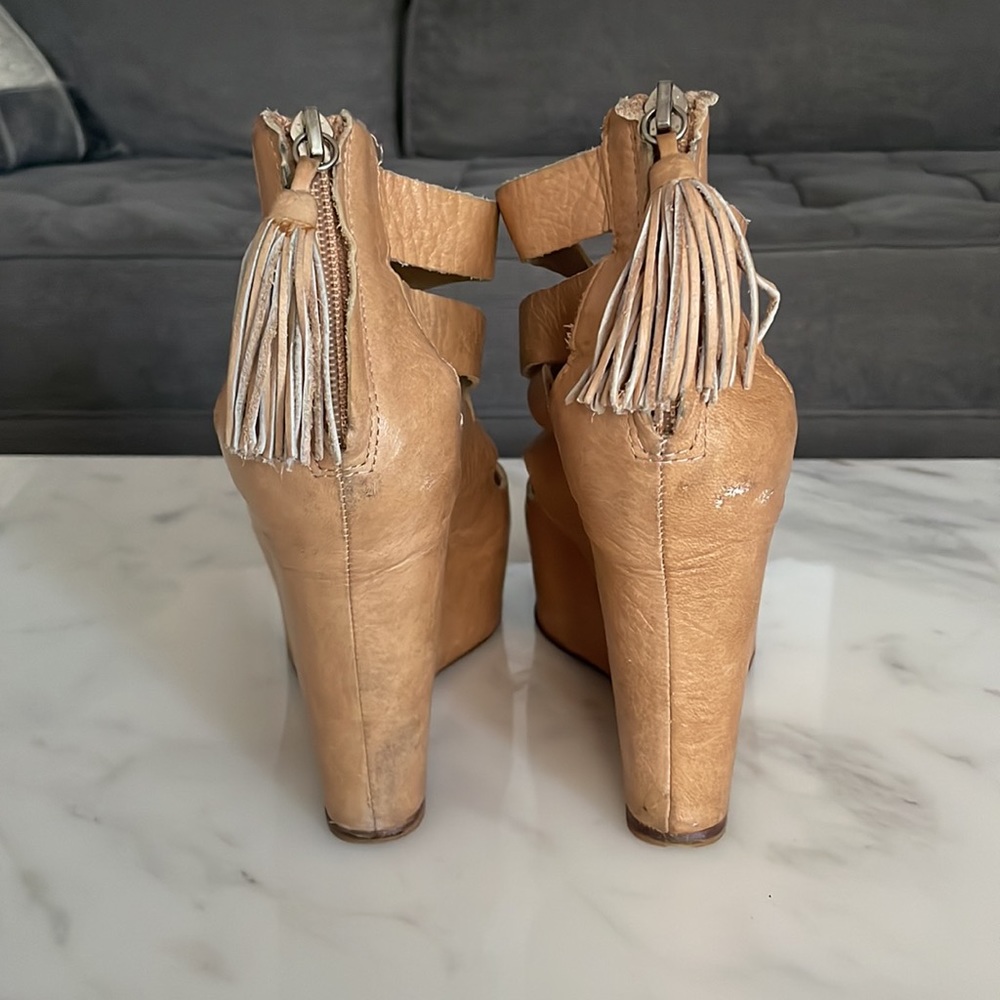 Dolce Vita nude sandal wedges - Picture 2 of 4
